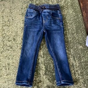 2T cat and Jack jeans